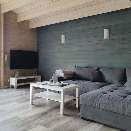 Idyllisches-Blockbohlenhaus-Mit-Eigenem-Garten-Und-Sauna-Zum-Wohlfuehlen Martensrade Kültér fotó