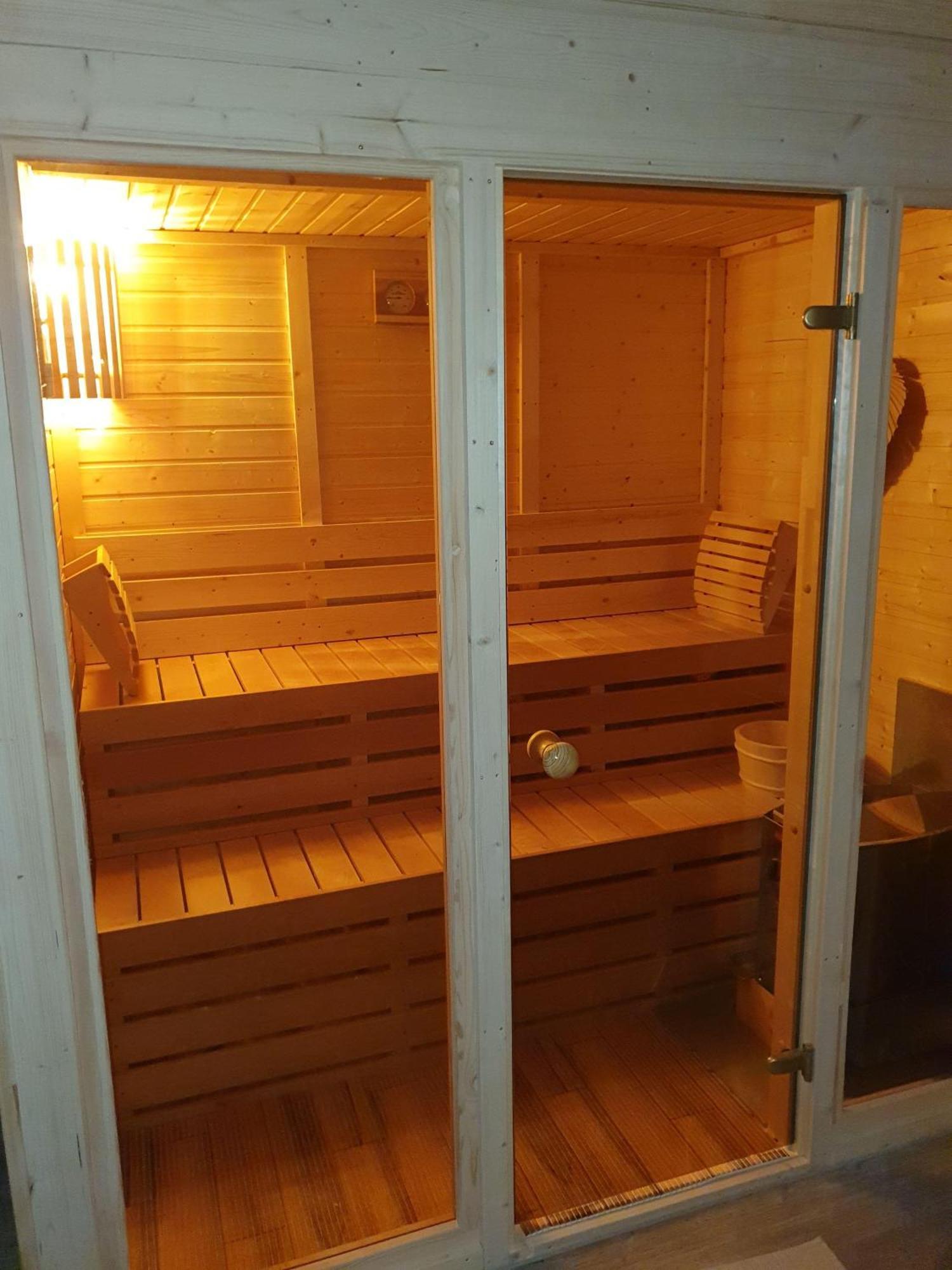 Idyllisches-Blockbohlenhaus-Mit-Eigenem-Garten-Und-Sauna-Zum-Wohlfuehlen Martensrade Kültér fotó