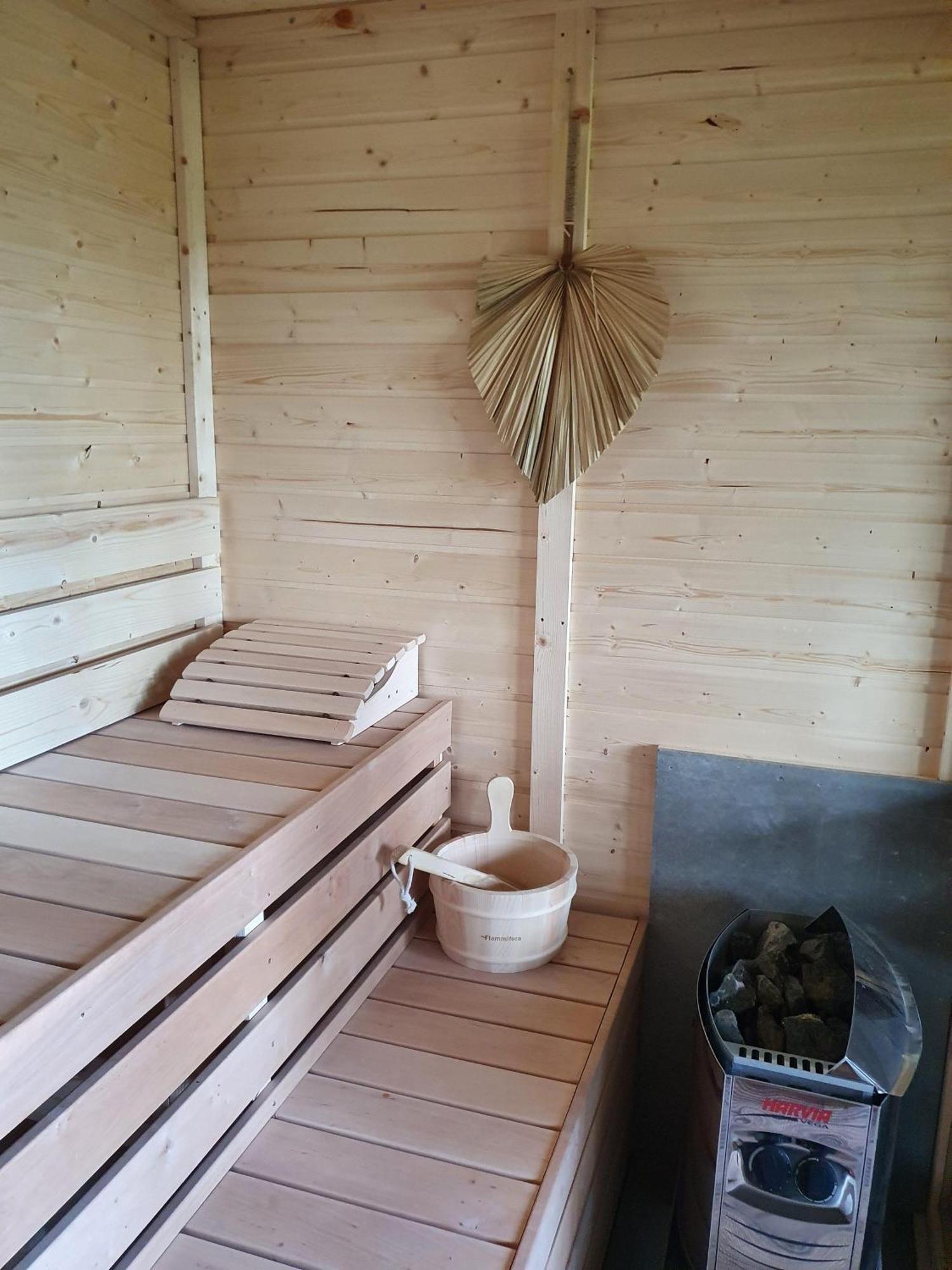 Idyllisches-Blockbohlenhaus-Mit-Eigenem-Garten-Und-Sauna-Zum-Wohlfuehlen Martensrade Kültér fotó